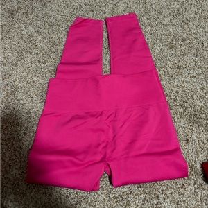MAXXIM Pink Athletic Leggings!